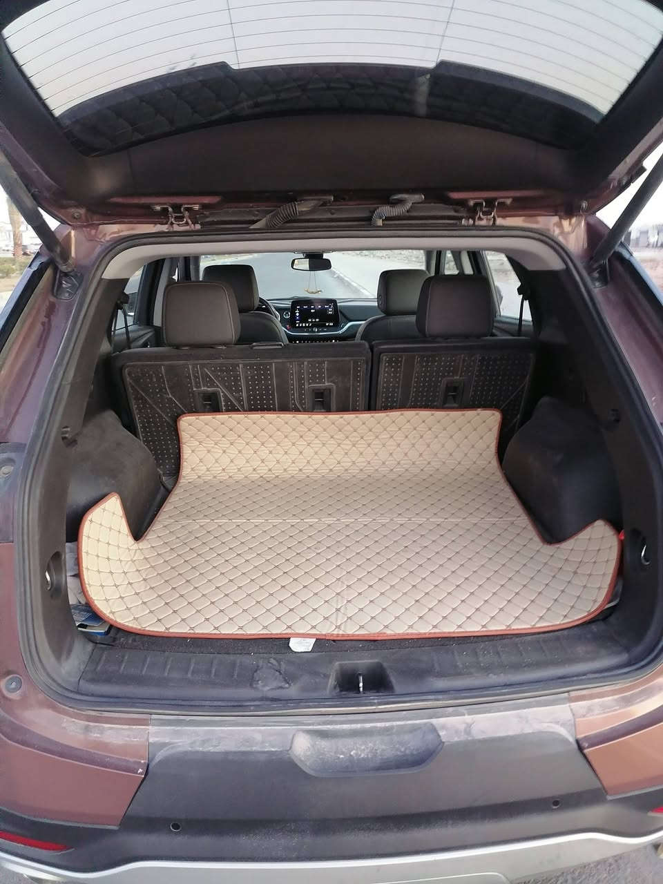 بلايز ٢٣ وارد السونار مرفق بل منشور السعر ٢٤٥
***********
