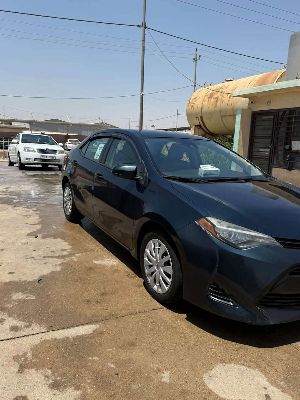 كورلا 17 بدون صبغ وتبديل سياره جاهزه ماتريد مصرف الف دينار السعر 135$
العنوان كركوك الحويجه قرى الحلوات 
***********
