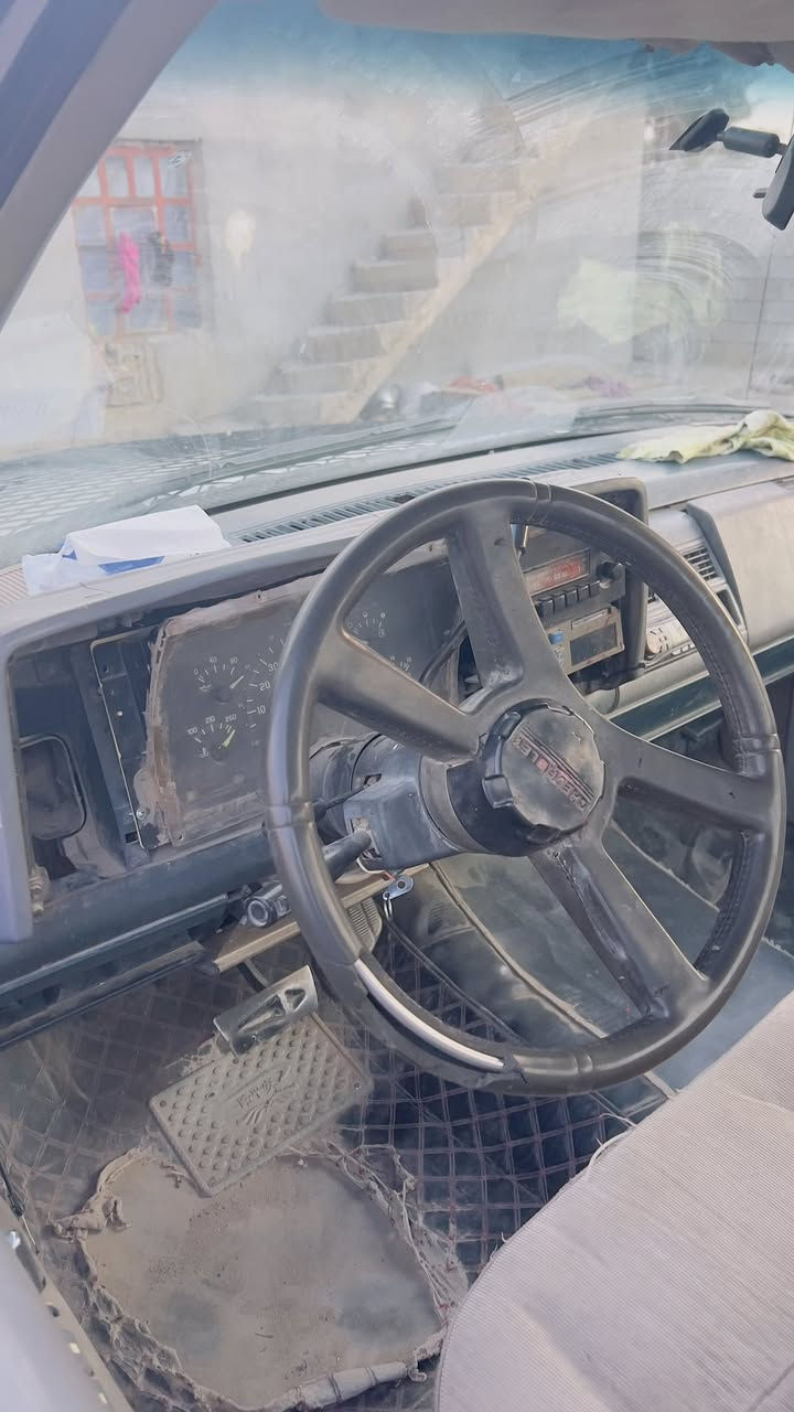 مكلف بالنشر//// السلام عليكم للبيع بهبهان ولوري جاهزات / الاستفسار: ‭0773 377 1550‬
