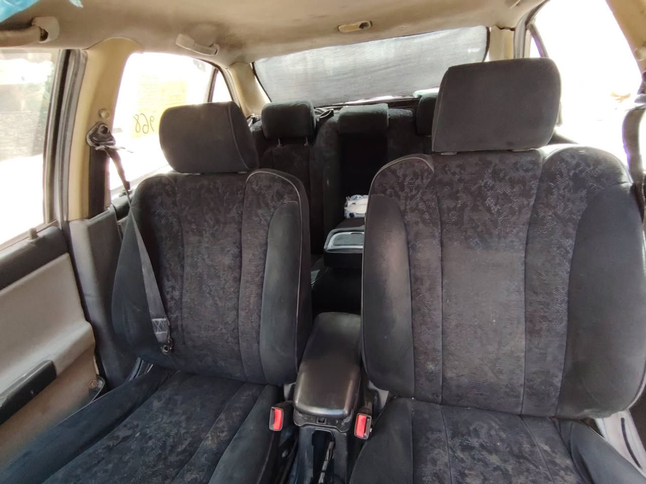 السلام عليكم سمند للبيع موديل ٩ سياره ناشفه
مكينه +كير انضاف 
حداديه نضيفه 
تخم تاير جديد 
سياره خير من الله سياره ما عايزه شي مكينه قبل فتره مبدله سياره نضيفه مال جناي 
سنويه 2027 رقم جديد دولي السياره بأسم صديقي مداور ثاني يوم  السعر 32 وبيه مجال للشراي 
للستفسار الاتصال ***********
