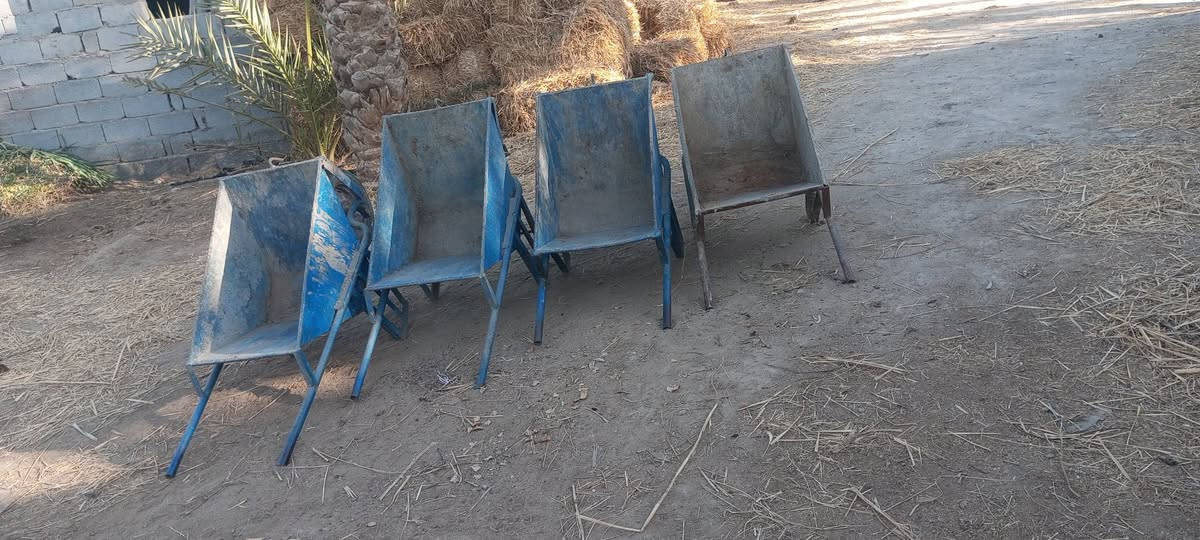 سلام عليكم عرباين ونج. للبيع العداد  4 حديد ثقيل. العرباين  مستعملات استعمال قليل.  استعمال بيت  مكان  كوفه ام عباسيات  سعر  الوحده 85  الكل بدون مفرد. رقم ***********
