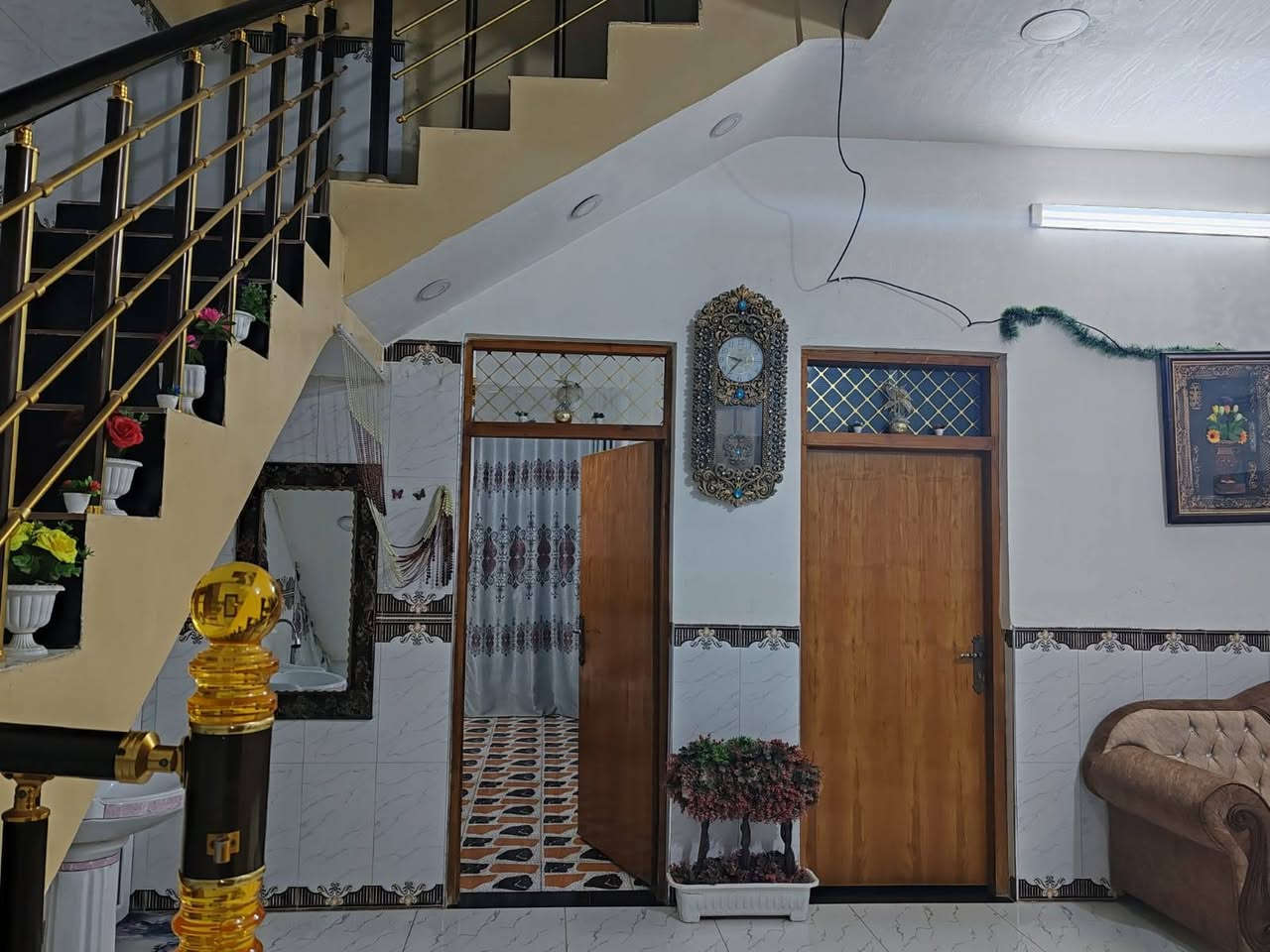 دار في ابومنيصير عرب عباس قريب ع شارع العام
مساحه ١٨٠ متر
يحتوي على غرفتين نوم +حمام داخلي+ مطبخ +
استقبال
للستفسار الاتصال ع رقم *********** +***********
علمن ان دار زراعي
