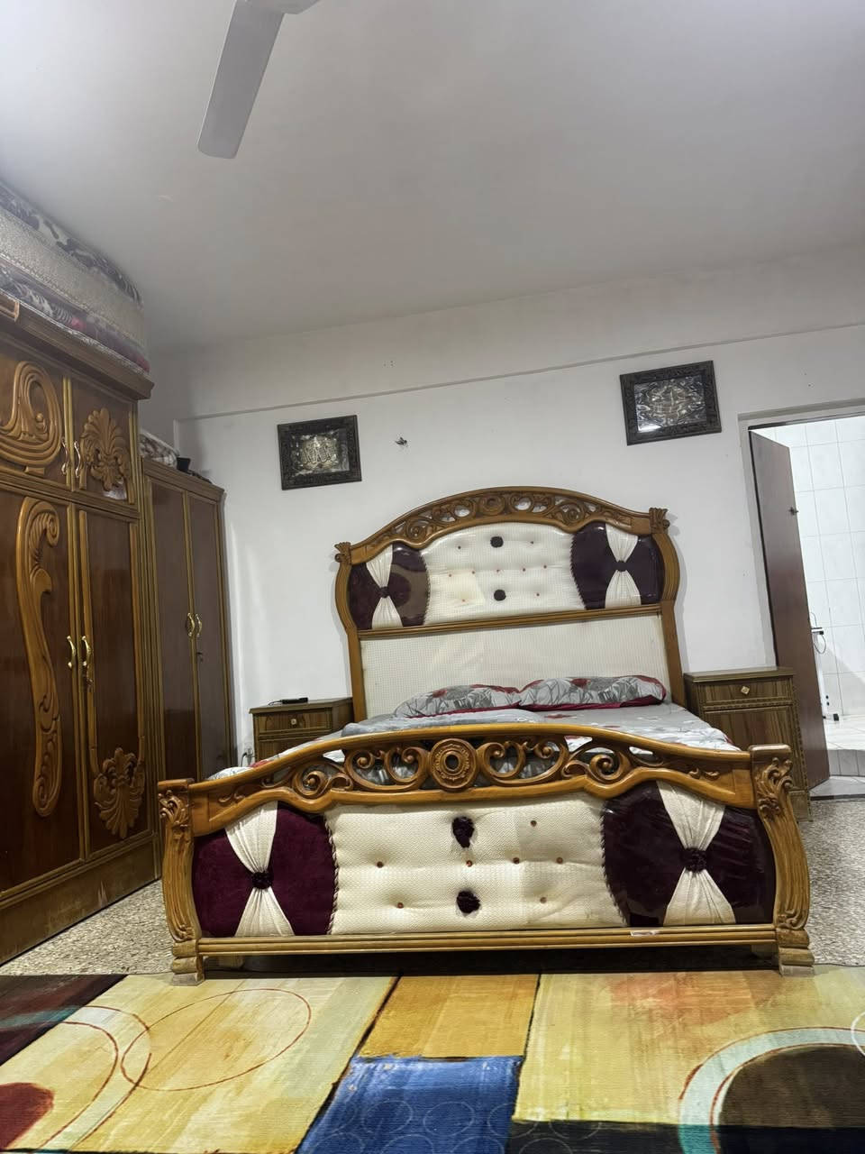 للبيع سعرها قفل ٧٠٠ السراي يجي هسه ياخذها     ***********
