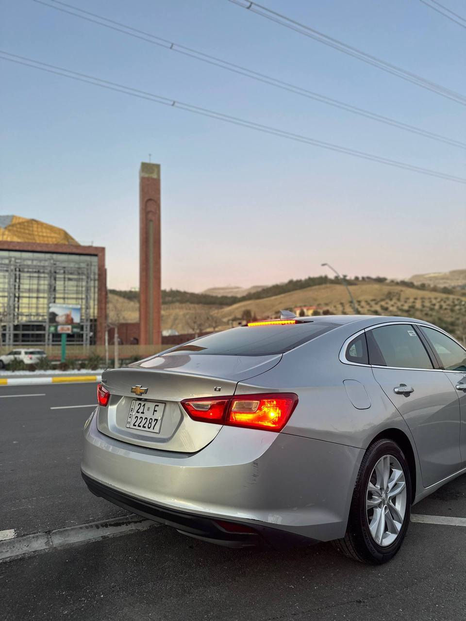 مالیبۆ  2017 LT 
مالیبۆ ٢٠١٧ ئێڵتی بۆ فرۆشتن ڕەنگ سلڤەر گێر و مەکینەو تەقەو رەقە بەشەرت سەنەوی تازەیە تا ٢٠٣٠ هەزەی تازەیە بێ بۆیاخ تەنها بۆنیت ساردی هەیە کلین تایتڵ شتێکی جاهیز و ڕێک و پێک جام کارەبا کوشن کارەبا کامێرایە تحدید سرعە ئۆتۆ ستارت و شغالە چوار دەرگا و سنوق بەسمەیە... 
بۆ زانیاری زیاتر و نرخ پەیوەندی بکە بە ژمارە تەلەفۆنی *********** یان نامە بنێرە لە خزمەتانا بین... السليمانية, العراق
