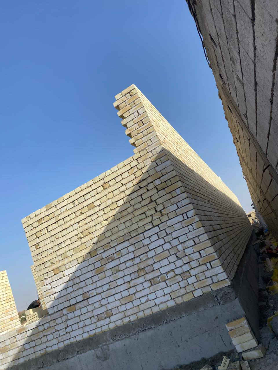 السلام عليكم
خلفات بناء2 متفرغين حاليا 
 شغل درجه اولى اي مكان في بغداد اشتغل على الدبل اوقطعي كادري كامل اني وعمالي وسكلتي وسيارتي يعني ما انتعب ابو البيت اهم شي عدنة رضة الله ثم رضة الزبون  سعار مناسبه*********** متواجد وتساب خلفات بناء2 
ابو علي للبناء الهندسي
