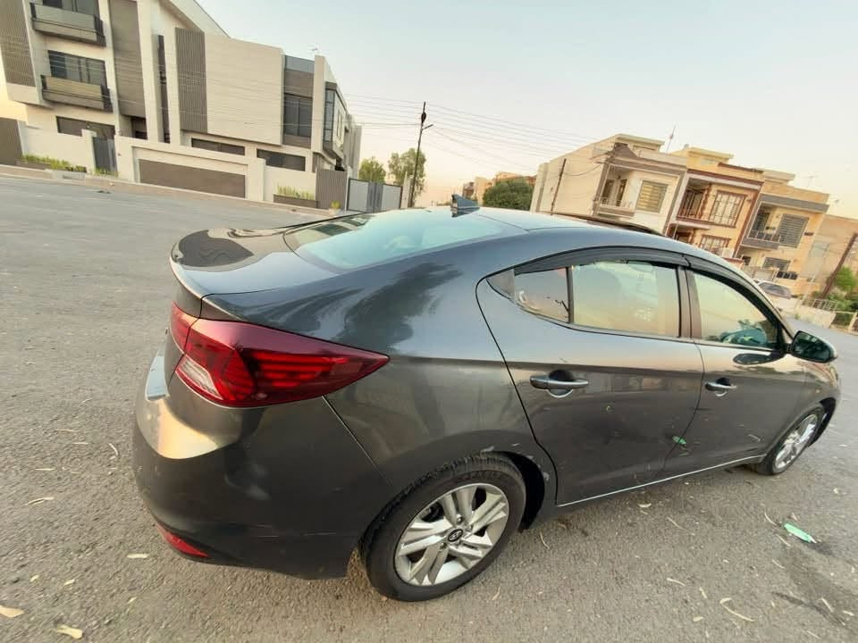 السلام عليكم
النترا 2020 وارد امريكي
فول فول مواصفات 
ضرر 3 صبغ 1 معجون 

السعر والتفاصيل ***********
