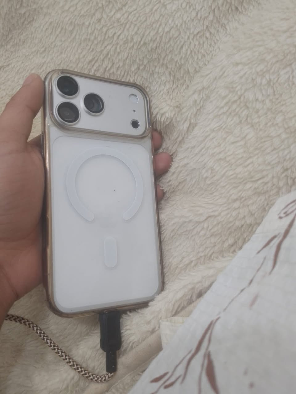 عرض قوي ايفون 12 برو ماكس سعر360 محور ايفون 17 برو ماكس
لتلفون شاصيه حلو 
شاشه 3 خيارات نوعيه اولد ميحتاج اكلك شكد سعرها 150 
ارتنيت اتصال كامرات كله فول ل فول
بطاريه 80
تحوير لون تيتانيوم سلفري يموت 
ولون ل ايفون شاصيه ل بلاد ازرق بحري
فيس ايدي برمجه يحتاج متكلف بس من بدلت شاشه ماسويت الها برمجه وهاهيه تلفون نضيف فقط شاشه مستبدله نوعيه اصليه اولد 
بغداد كريعات او اعضميه رقم ***********
