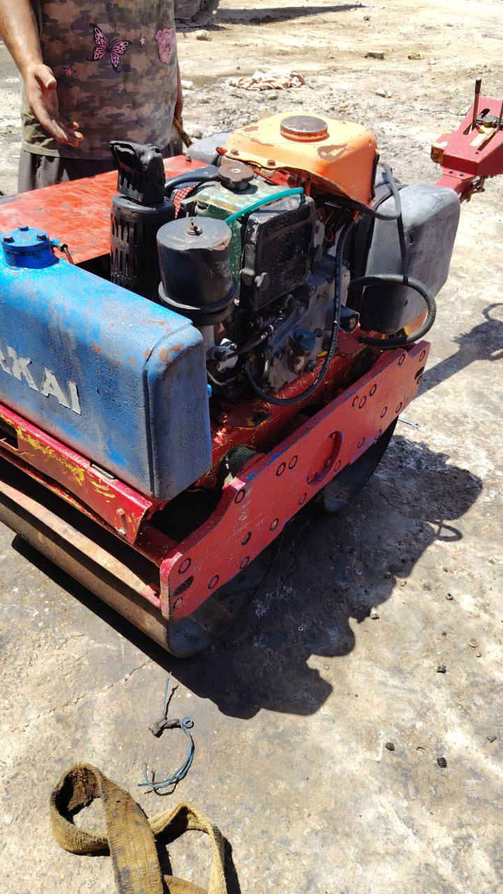 مكلف بـ نشر السعر عنـد الاتصال ....حادله ستيليه مكينه بلاد جاهزه ..فقط الهزاز يرادله دشلي ..لمكان بصره رقم الاتصال..***********..
