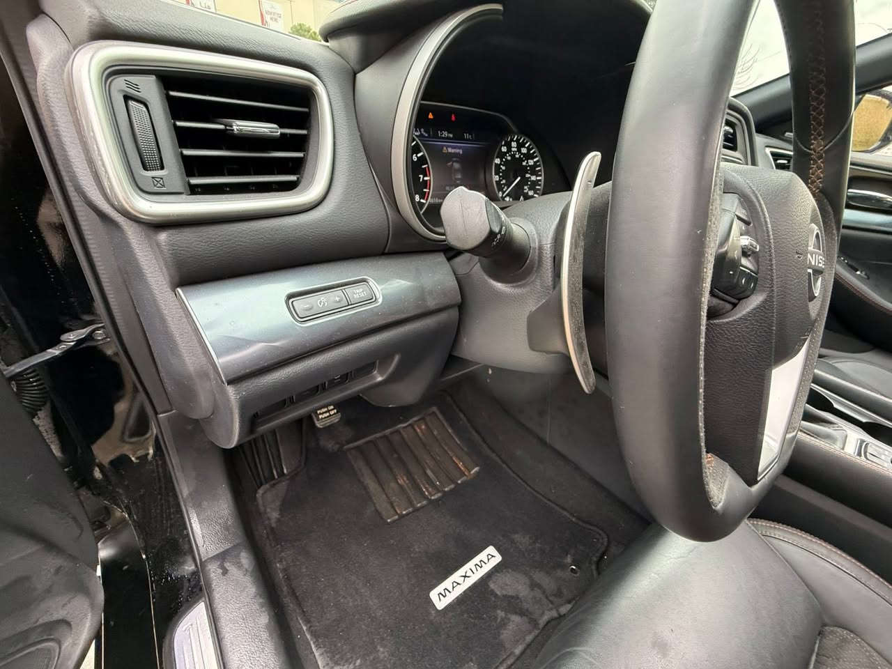 نيسان ماكسيما 2023 SR   فول مواصفات 1/1 ماشيه 40 كيلو 
حادثها جاملغ خلفي 
بانوراما
كشن كنتاره
كشن تدفئه وتبريد
كامرات محيطيه 360 درجه
شفتات ستيرن
السعر/195$ ومعامله
مكانها سليمانيه 

***********

***********

1N4AA6EV1PC505083
