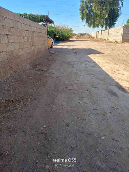 أرض زراعيه للبيع١٤ دونم قانون ١١٧توجود خدمات تبليط ومدرسه ومي أساله و سقي كهرباء و مولد سحب مع دار سكن للستفسار *********** /***********
