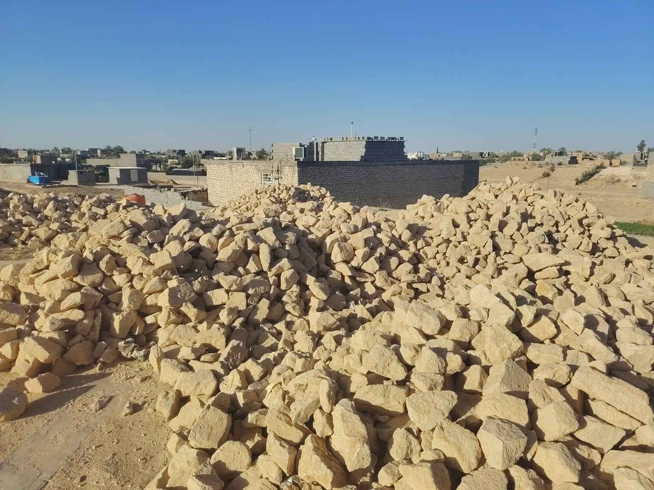 السلام عليكم
قطعة ارض للبيع المكان سبحاني ثالثة المساحة 600متر الي حاب يستفسر على هاذ رقم ***********
