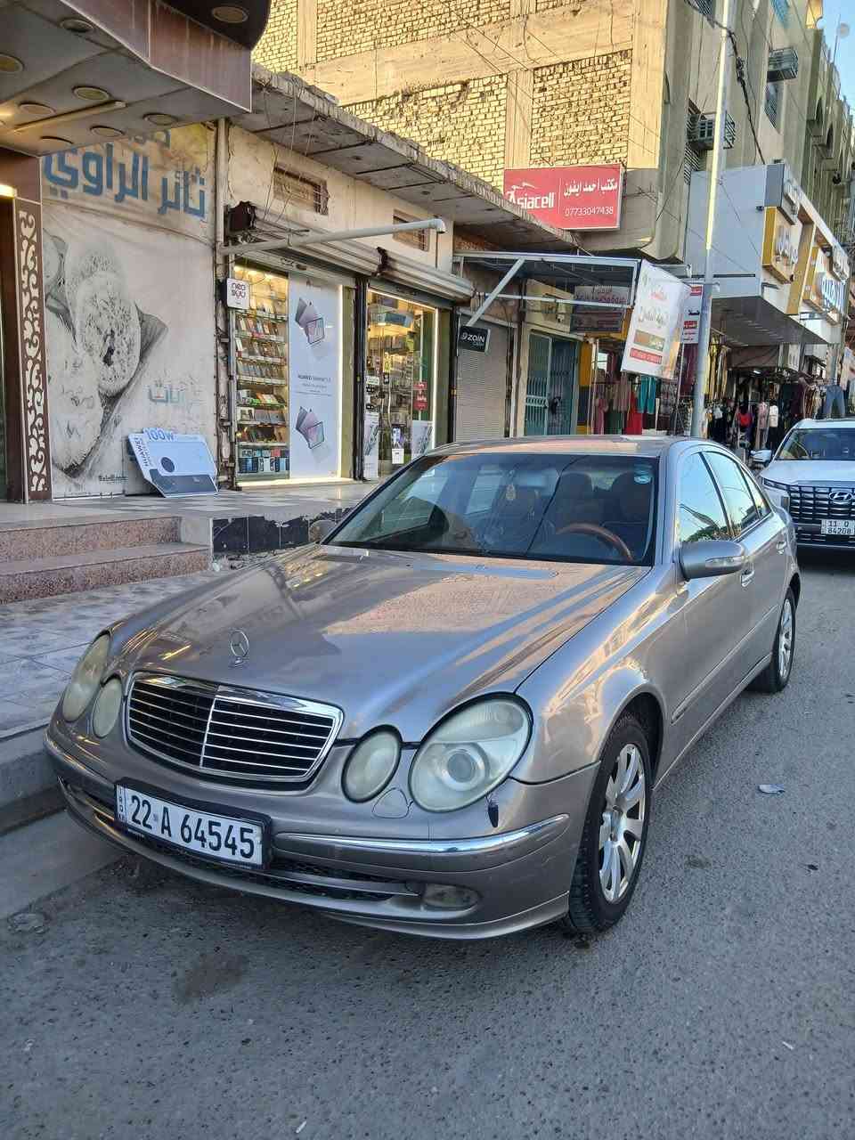 مارسيدس للبيع موديل ٢٠٠٤حجم ٢١١ ٦ سلندر ***********
