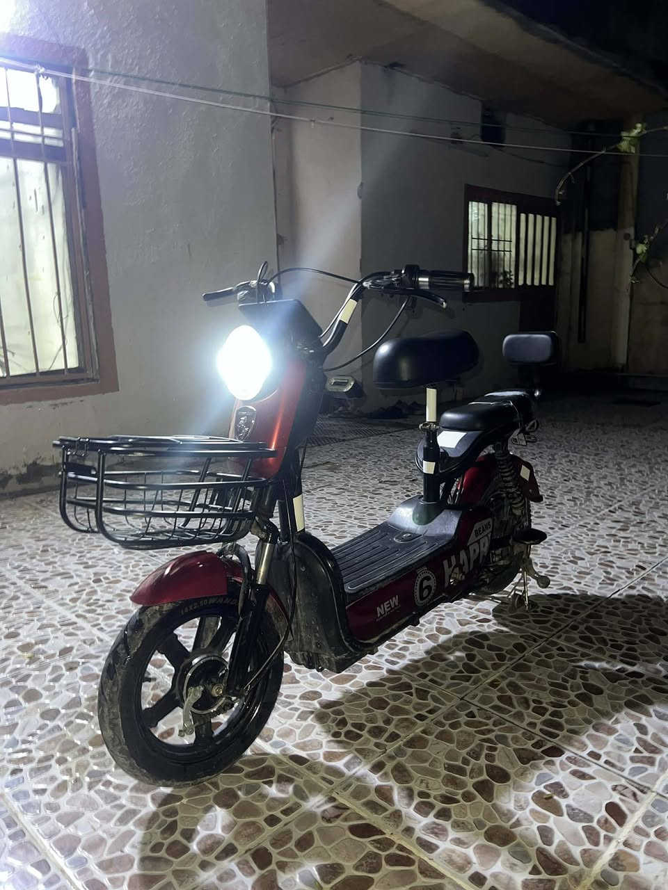 السلام عليكم ماطور شحن للبيع جديد 3 كير حجم 14 مكاني كركوك قرب مول نزار السعر 135 بي مجال الاتصال على الرقم ***********
