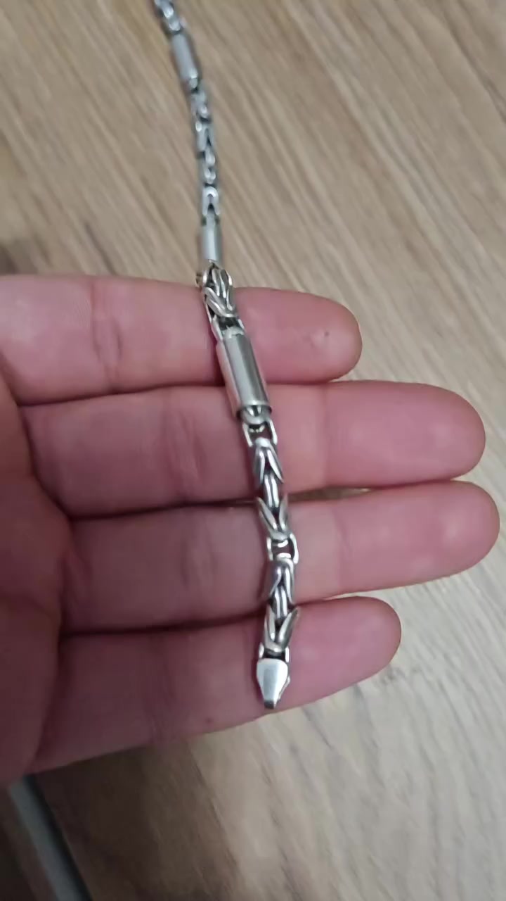 مكاني بغداد ساحه الاندلس
الوزن ٧٦ اغرام 
٣٥٠ الف قفل ميعجبك لتعلق ولا تجي خاص نهايتها ٣٥٠ الف


**إذا كنت صاحب هذا الإعلان وتريد حذفه لأي سبب، رجاءا أرسل رسالة إلى الدعم الفني**