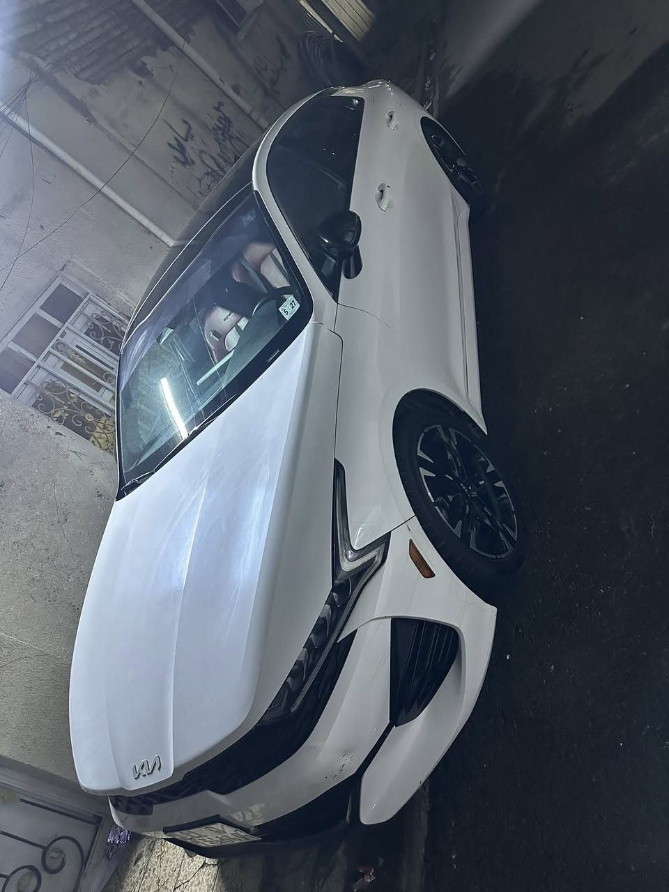 سلام عليكم كيا k5 مديل 2022 فول واحد عله واحد جيتي لاين ماشيه 32 
 الف كيلو صور الحداث مرفوقه 
الاتصال ***********
