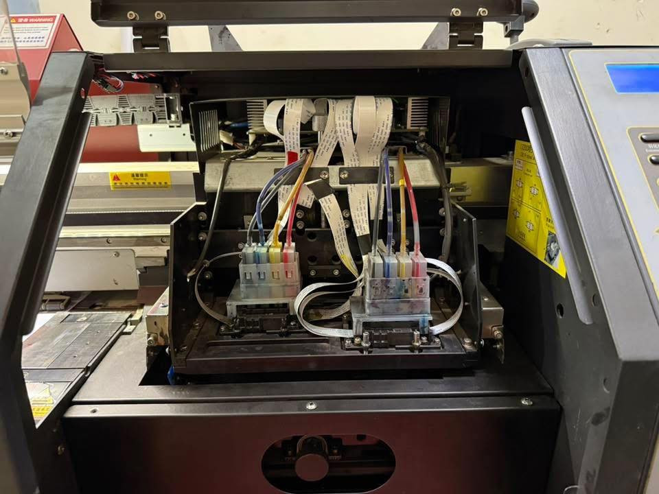 السلام عليكم
طابعة للبيع
دبل هيد i3200 ياباني
 سعرها 52 ورقة


**إذا كنت صاحب هذا الإعلان وتريد حذفه لأي سبب، رجاءا أرسل رسالة إلى الدعم الفني**