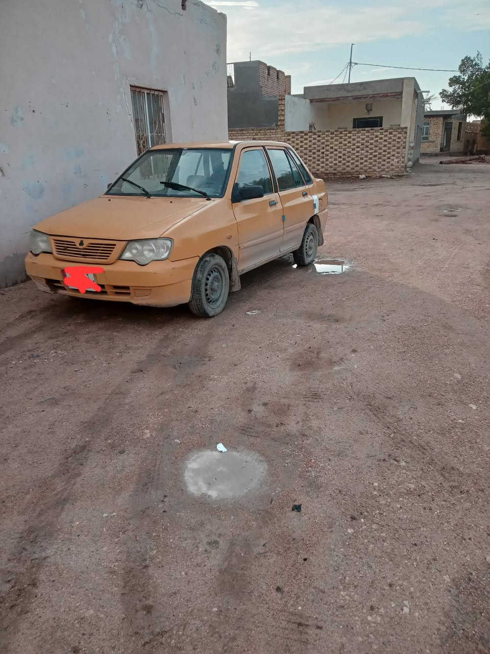 السلام عليكم سايبه مديل 10 جاهزه كير ومكينه برايد سنويه لل ٢٨ مصفره خط وبحث كهربائيات حته تبريد شغال السياره جاهزه مامتواجد ع فيس مكان السماوه السعر  16 الاتصال *********** مثنى ألماني
