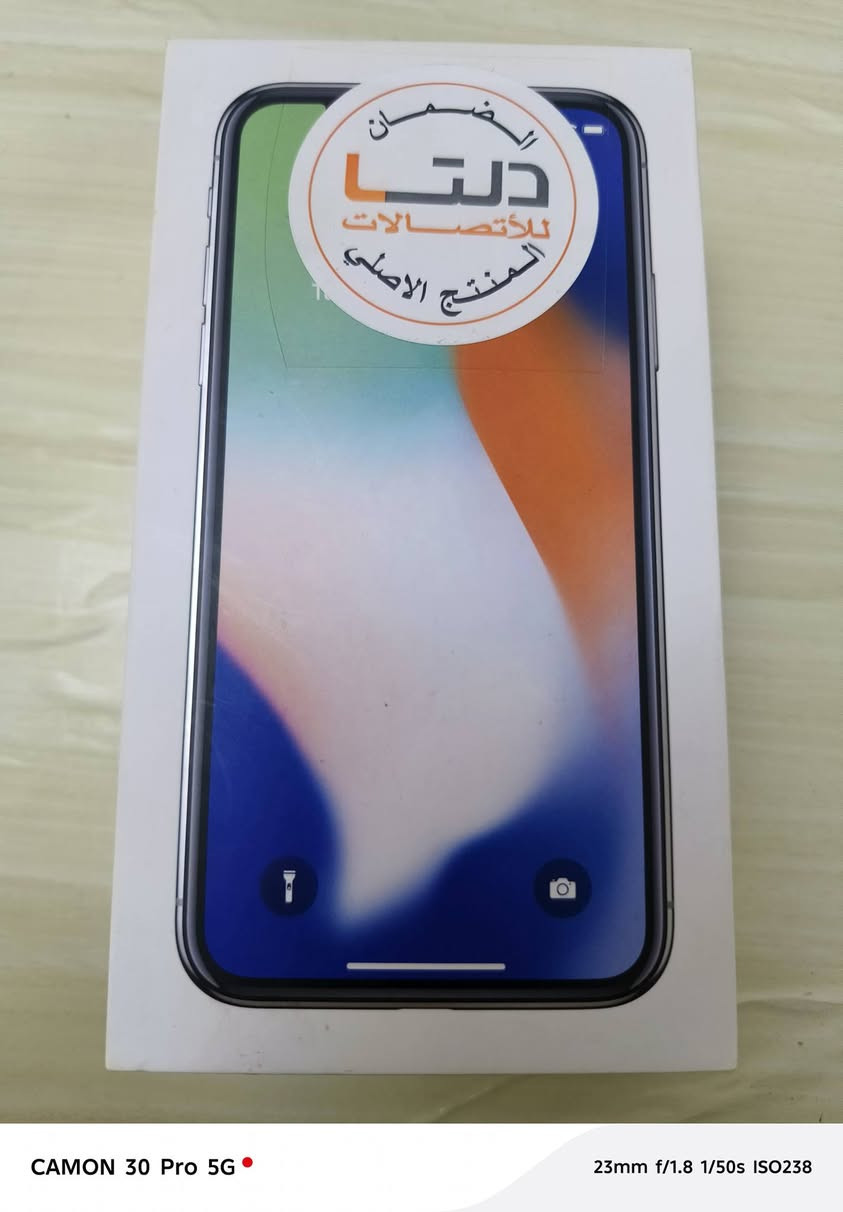 ايفون x للبيع
ذاكرة 256
بطارية 68 
شغال وكلشي مابي
واي قطعة ما مبدلة 
ملحقات كاملة 
السعر خاص او اتصل ***********
