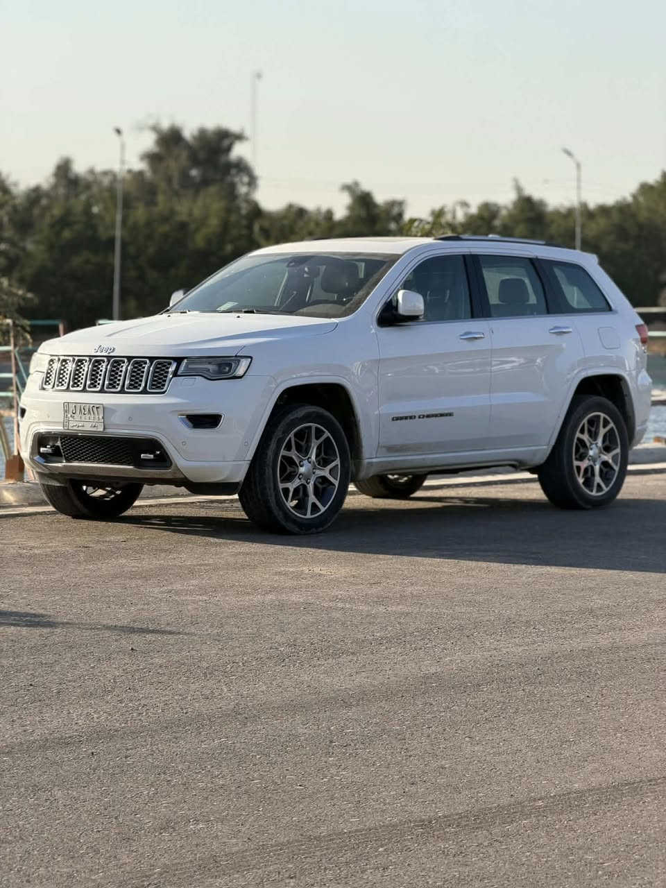 السلام عليكم جيب موديل ٢١ اوفرلاند ماشيه ٢٥ خليجي كفاله عامه رقم بغداد باسمي مكانهه بغداد الامين الثاانيه سعرهه ٣٤٥ وبيهه مجال قليل ***********
