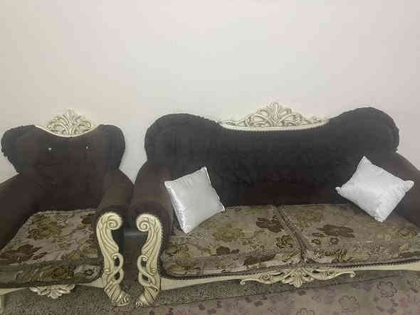 تخم تركي درجة اولى 10 مقاعد نظافة جيدة للبيع مكاني بغداد الجديدة الاستفسار الاتصال ***********
