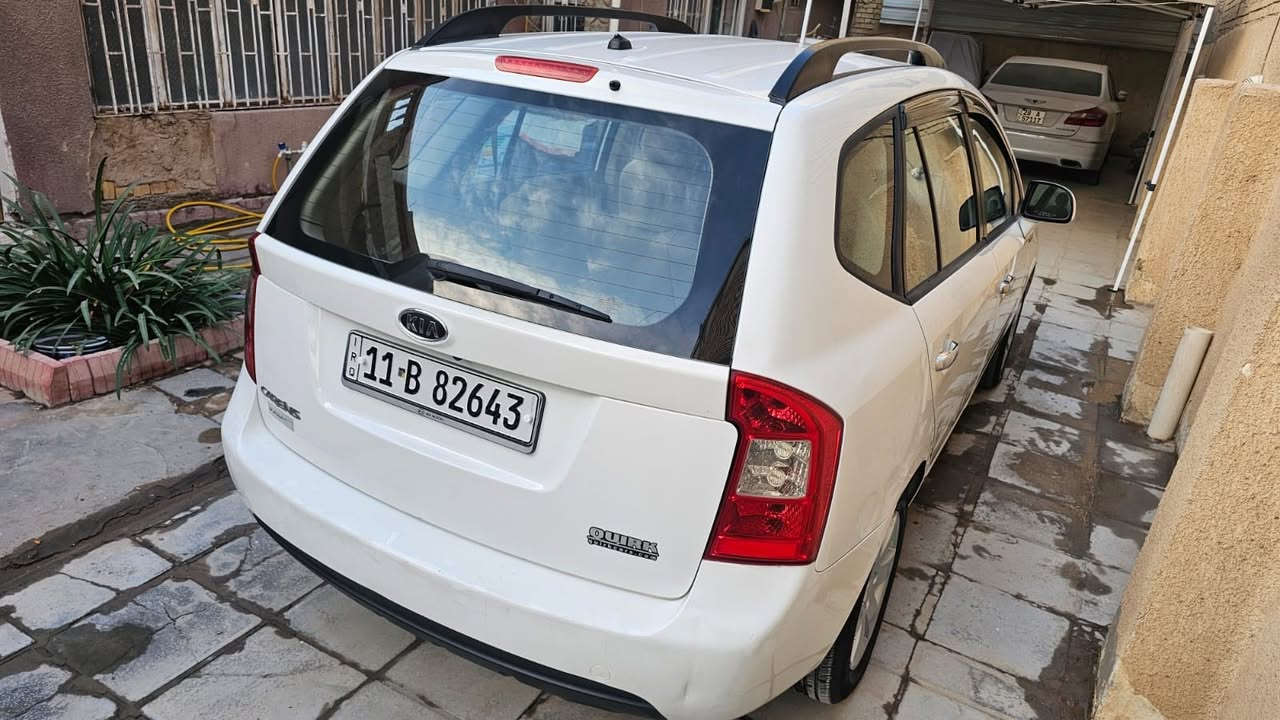 كيا كارنز 2009 خليجي مكفول  ***********
كيا كارنز وارد خليجي شركة كيا الدولية العراقية موديل ٢٠٠٩ رقم بغداد دولي جديد مكفوله من الصبغ والضربه والفتح فقط بارد محرك ٢٤٠٠ جديد كير جيد حداديه جاهزه وكاملة تخم تاير تبريد جديد غرفته جديده لايت ناصي عالي زنون ويل كب فتحه فول تحكم ستيرن تبريد خلفي ارباك شاشه كار بلي كامره خلفيه كامرة داش كم تصوير الحوادث سعره 123 ورقه .
 مكاني النجف الكوفة 
***********
