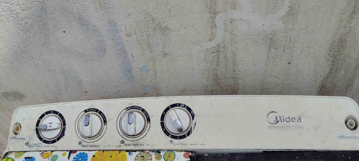 سلام عليكم غساله حجم 15 كلو شغاله بس نشاف ما عرف شبي الغسيل شغال تغسل كامله نوع ميديه الأصلي مكاني الشعب رقم ***********
