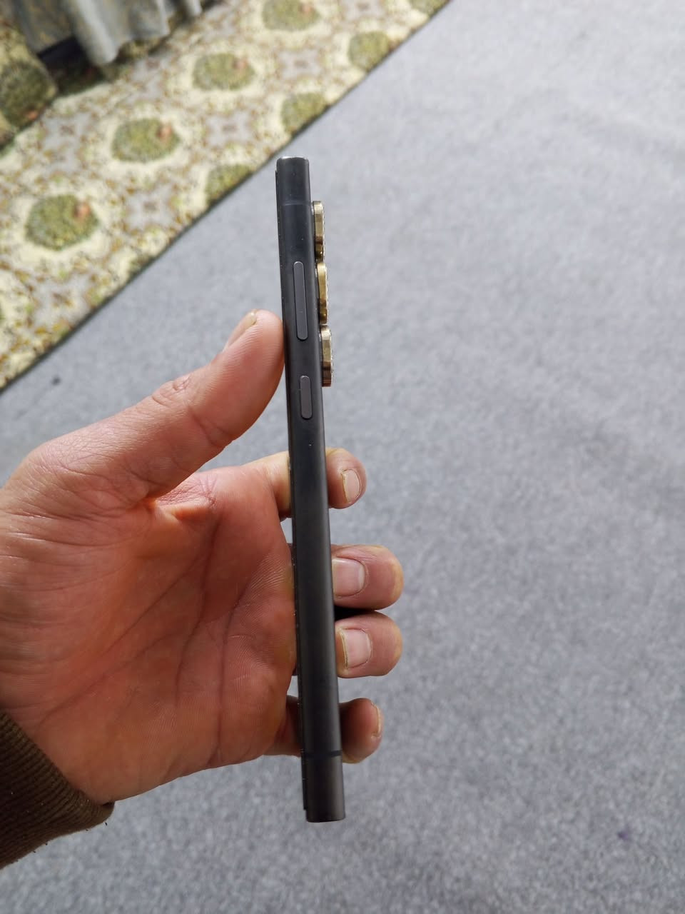 سلام عليكم موبايل الترا موديل 24 مكفول من كلشي جهاز مال بيت نضافه  💯 ب💯 شراي اتصل عليه هذا الرقم مامتواجدين علفيس ***********
