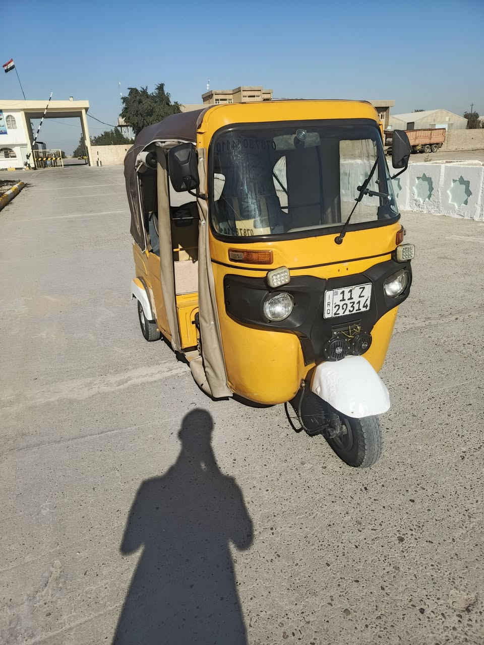 بيع تكتك مديل 21رقم انجليزي السعر 7 م وبيها مجال


**إذا كنت صاحب هذا الإعلان وتريد حذفه لأي سبب، رجاءا أرسل رسالة إلى الدعم الفني**