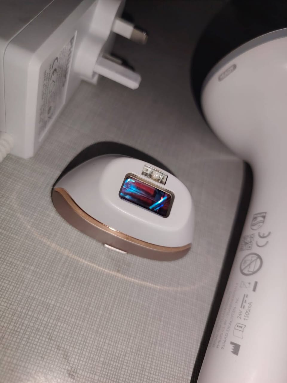 جهاز ليرز منزلي ماركة فيلبس
سبب البيع عمل جلسات ليزر في مركز التجميل
سعر الشراء ٦٠٠ الف
سعر البيع ٣٥٠ الف
مكاني بغداد ويوجد خدمة توصيل


**إذا كنت صاحب هذا الإعلان وتريد حذفه لأي سبب، رجاءا أرسل رسالة إلى الدعم الفني**