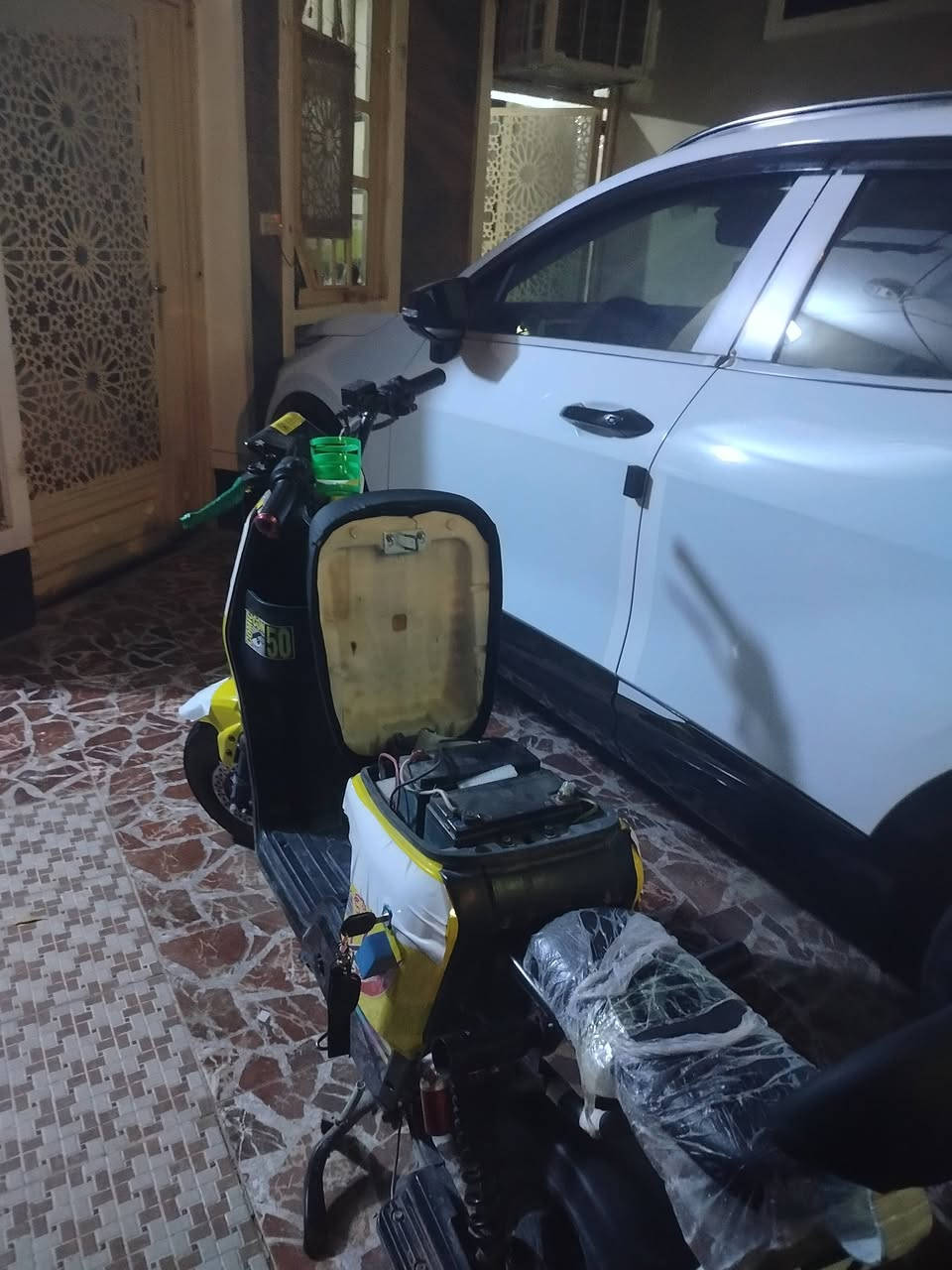r9

سرعه ٩٩
بطاريات حلوه وبلاديه 
شاشه 
دراجه حلوه سعره ٣٢٥ وبيه  مجال مكاني ديالئ 
الي مو شراي لايجي خاص


**إذا كنت صاحب هذا الإعلان وتريد حذفه لأي سبب، رجاءا أرسل رسالة إلى الدعم الفني**