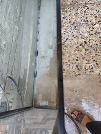 حوض سمك ارتفاع متره العرض مترتين النزال ٣٥ سناتيم سمك الجام ١٠ملم  بسع...