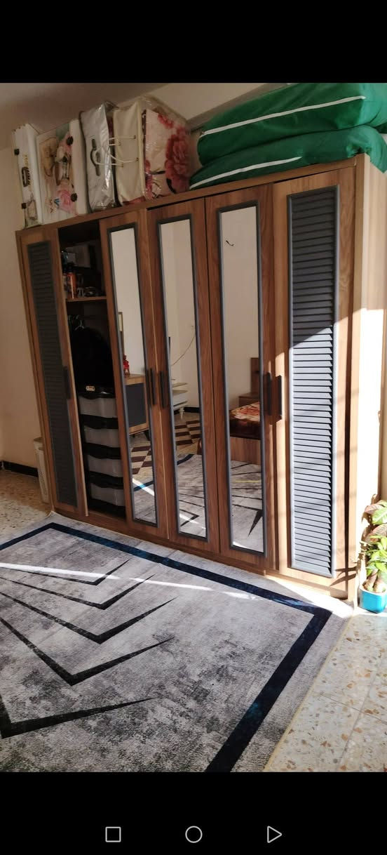 غرفة تركية للبيع  الكنتور يحتاج نرمايد ونقص  كومدي جرباية السعر425 مكاني بغداد السريدات بيها مجال بسيط


**إذا كنت صاحب هذا الإعلان وتريد حذفه لأي سبب، رجاءا أرسل رسالة إلى الدعم الفني**