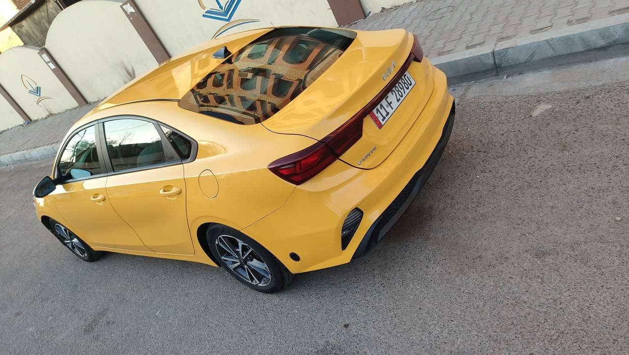 فورتي موديل 2023 وارد امريكي حادث داخل المنشور رقم بغداد انكليزي ب اسمي منظومه غاز 
ملاحظه (المكينه مفتوحه لكن مكفولة )
لغود شواصي تكم كفاله 
ماشيه 36 
مواصفات 
مانع تصادم 
داخل لونين 
اشاير مري 
كامرة دوارة 
توقف ذاتي 
رادار 
بريك ذاتي عند الانذار 
تحديد مسار وسياقه ذاتيه 
سعر 147وبيه مجال 
مكان السيارة بغداد حي اور للاستفسار ***********
