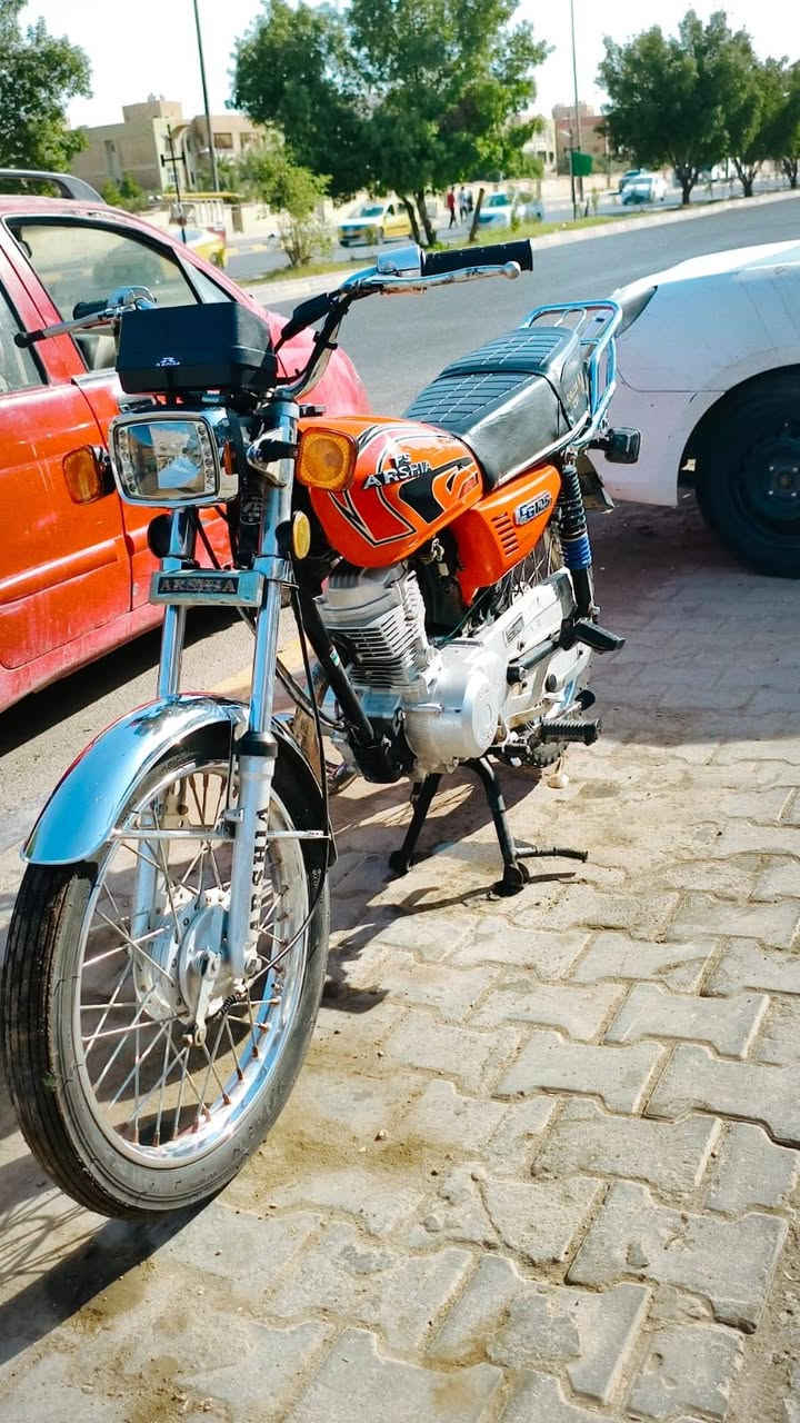 الهم صل على محمد وآل محمد❤️ 

السلام عليكم اخوان ارشه🏍️ 
للبيع وكيله دراجه العارضي 🧑
  كارتون شوف عينك ما تعتاز🪬
 شرح دراجه كفاله عامه كله💵 
كفاله حت من كلوب دشبول🔥 
موديل 20 طالعه ب24 🔜 
سعر 675وبيه مجال💲 
عنوان النجف الاشرف 🇮🇶 
📲 ***********📲
