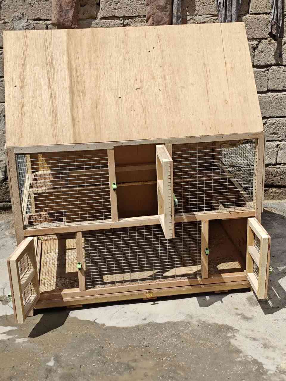 السلام عليكم.؟ قفص بلابل للتبزير شاهد لله قفص قوي وجديد سعره (60 الف)
معالف _4
اعشاش_4
ابواب_3 
جرار تنضيف
مكاني الهوير توصيل ماعندي بي مجال بسيط رقمي ***********
