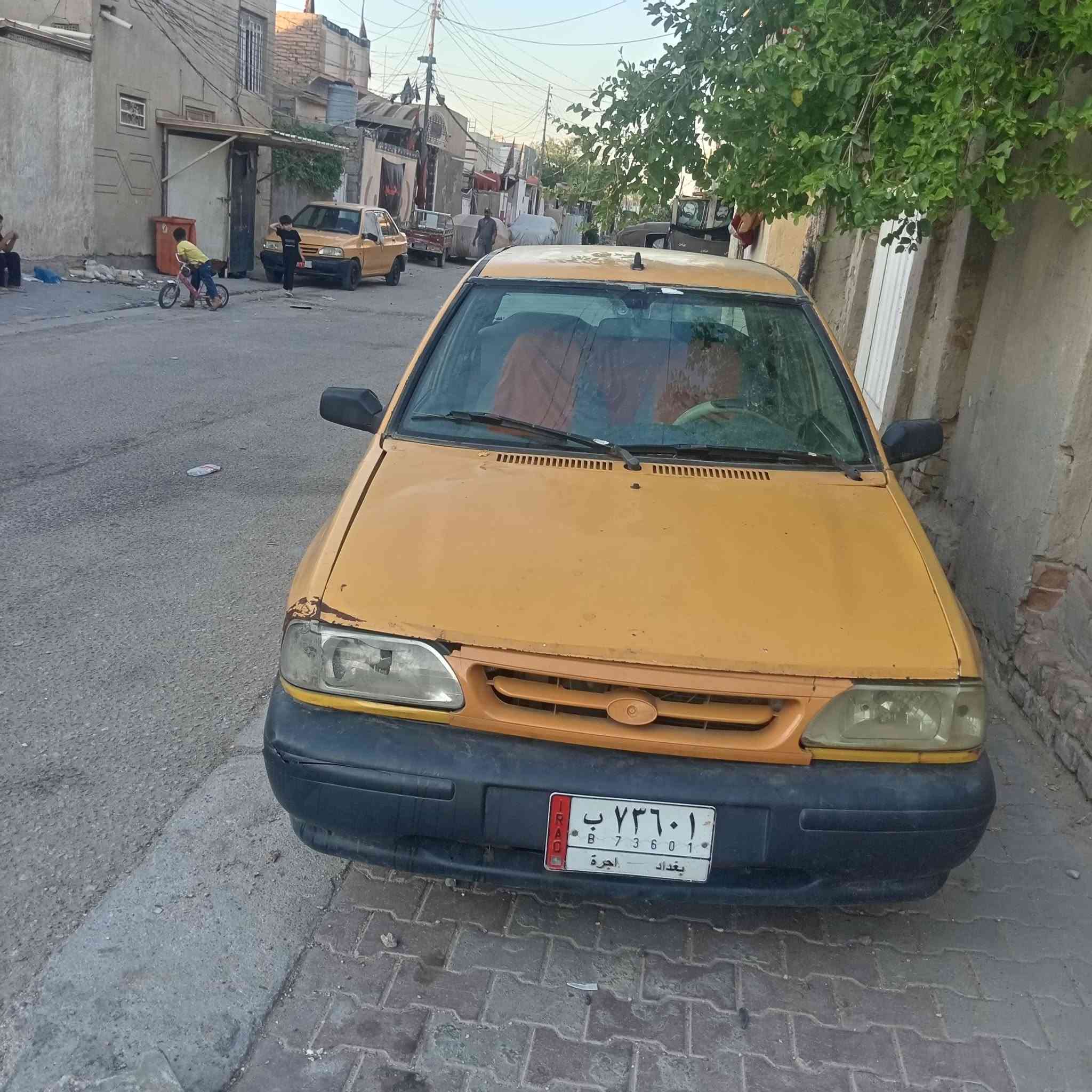 السلام عليكم سياره موديل ١٢ رقم بغداد ألماني سعرها ٢٥٠٠ عراقي بيها خيط بخار مكاني كربلاء للستفسار الاتصال برقم ***********
