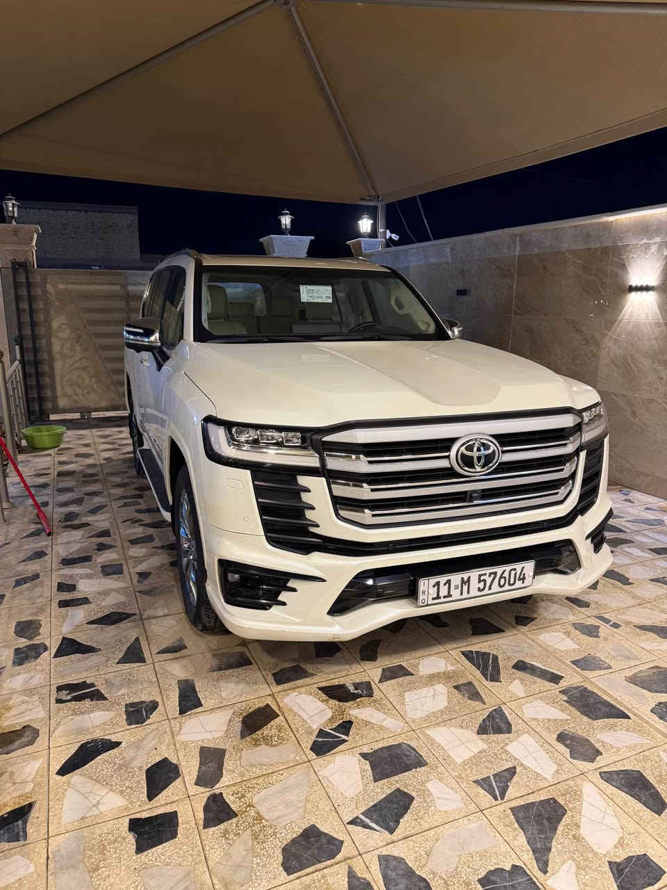 للبيع لاندكروزر موديل 2024 ساز مغلفة اتون توربو مكفولة جديدة لوك ماشية 38 ألف مغلفة في اكس لمتدد اتون توربو سعر 75 ألف دولار تلفون *********** بغداد, العراق
