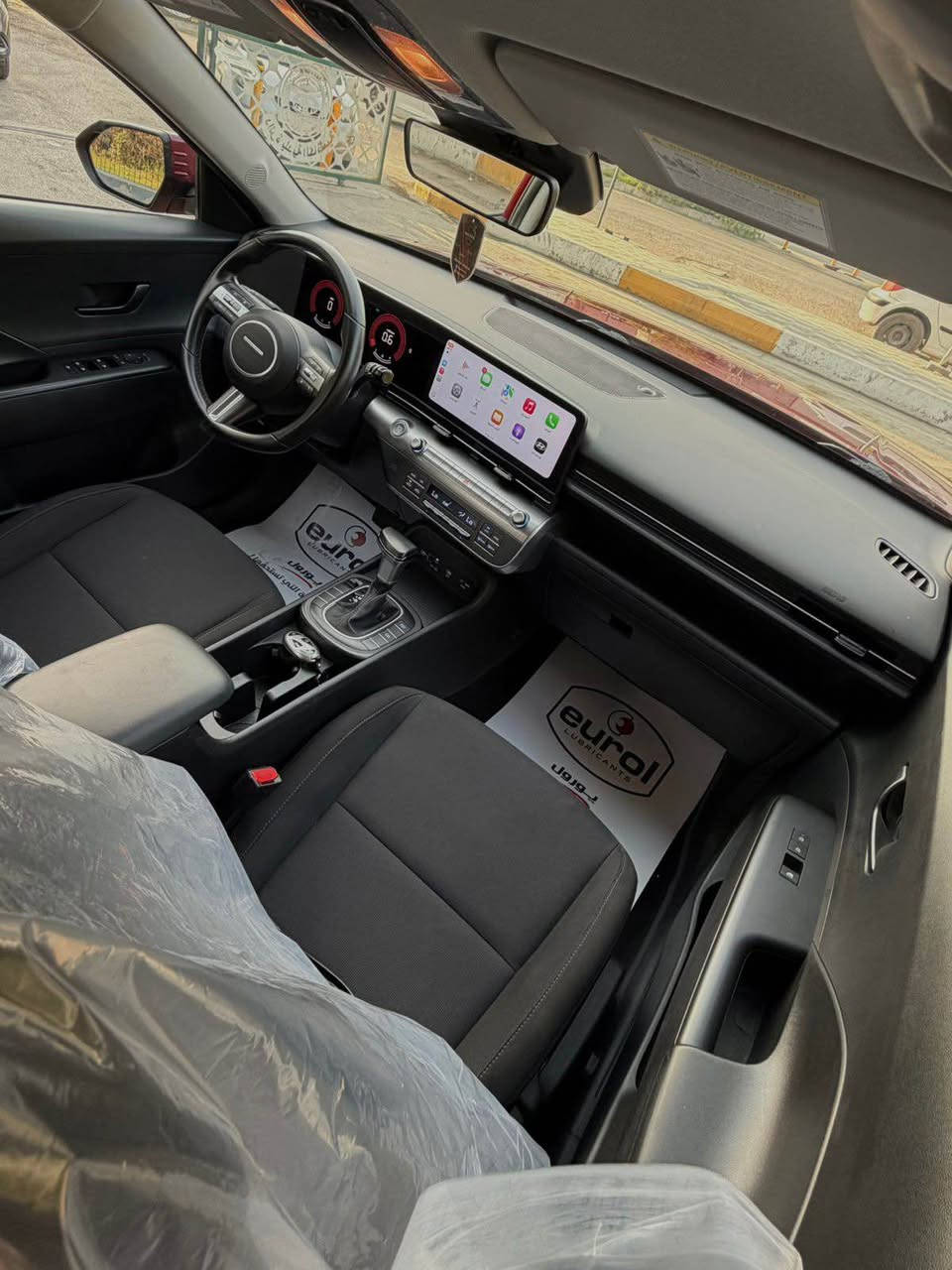 للبيع فقط بدون مراوس

هونداي كونا 2024

ماشية (22) الف فقط جديده بوضع الزيرو  مرقمه اربيل تحويل وكاله مضمون حادث كلش بسيط 
نص باب مصبوغ فقط ايرباك برده فقط 

مواصفات 
بصمة تشغيل
وبصمة ابواب
محرك 2000 دوش
كاميرة دواره
تبريد قطعتين امامي وخلفي
شاحن لاسلكي 
ويل كب كروم
كشنات كهربائي
مصابيح LED أمامية.
مصابيح LED خلفية.
أضواء ضباب.
أضواء LED ساطعة خلال النهار
نظام الدخول الذكي.
نوافذ كهربائية.
مداخل تايبسي
حساسات خلفية لصف السيارة
نظامي  Android Auto و Apple CarPlay.
نظام الملاحة GPS.
اتصال Bluetooth.
اتصال USB.
نظام تثبيت سرعة ذكي.
تشغيل المحرك عن بعد.
نظام تثبيت السرعة.

عنواني بغداد العطيفيه

للأستفسار  ***********  

السعر ( 185 ) وبيهة مجال بسيط بغداد, العراق
