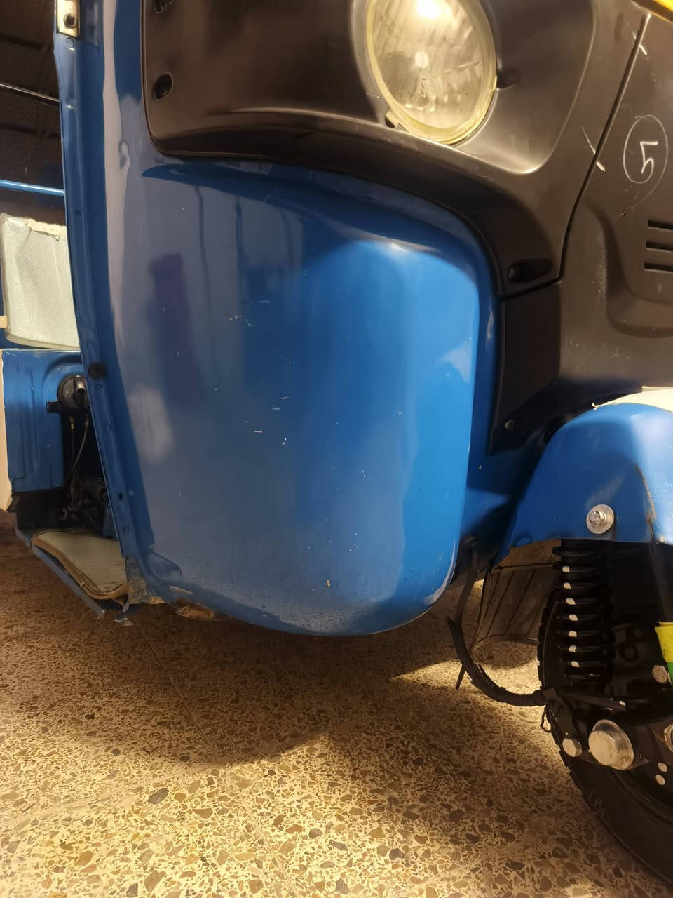 السلام عليكم تكتك للبيع موديل واحد وعشرين 2021 رقم كربلاء تكتك بيها صبغ للصفحة وبيهة رشة بل لغد السعر
7500 بيهة مجال للشراي تحويل مباشر هاذة رقمي تصل وبل خدمة ***********
