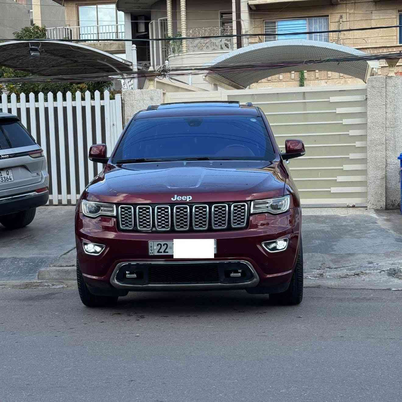 قطعه من النوادر 📍👨🏻‍🦳
سلام عليكم جيب اوفر لاند فول 1/1  (  جديده اخت زيرو)
الموديل 2021  (خليجي) . وكالت هارلم السياره 
اللون: كرزي مميز عليه بوليش مصرف عليه سياره 
المحرك : V6.  3.6L . 
العداد : 43
رقم اربيل هزه سنوية جديد باسمي  
مكفوله من صبغ و البارد والتبديل و الفتح و اي ضرر كفاله
 ماعده رصعه بلباب بعده عله وضعه 
سياره علا ايدي  برغي ما ملعوب بيهه شرط  
سياره من النوادر جديده و حلوه استخدام قليل جدا
المواصفات فوول للخير 
*قياده ذاتيه 
*داخل قرميدي 
*سياره 3 شاشات امامي و خلفي 
* دفع رباعي 4x4 . 
* رادار جانبي مع مانع تصادم .
* تحذير الخروج عن المسار ⚠ . 
* تحذير النقطة عمياء ⚠ .
* شاشات خلفية . 3
*داخل جملي قرميدي المميز 
* نظام الاسطفاف الآلي (اوتو بارك) .
* ويل قياس 20 انج .
* سقف بانوراما . 
* شاشه كبيرة 8.4 انج . 
* نظام الخرائط (GPS) .
* نظام التعليق هوائي (جكات) . 
* ستيرن كهربائي . 
* المصابيح الأمامية زنون .
* كشافات الضباب زنون .     
* تشغيل عن بعد .
* صندوق كهربائي .
* مقصورة الركاب من الجلد الفاخر .
* حفظ وضعيات الجلوس (ميموري) . 
* المقاعد الأمامية كهربائية .
* المقاعد الأمامية تبريد وتدفئة .
* المقاعد الخلفية تدفئة .
* مشغل اقراص CD/DVD . 
* سستم صوت هارمون كوردون . 
* حساسات أمامية
* حساسات خلفية . 
* كاميرا خلفية .
* تدفئة ستيرن . 
* بخاخ ماء على المصابيح الامامي.
* المرايا الجانبية قابلة للطي .
* مرايا متحسسه للضوء العالي . 
* مانع تصادم خلفي .
* مقود السائق من الخشب . 
* بلوتوث تلفون . 
* محدد سرعة . 
* نظام التشغيل والاطفاء الاوتوماتيكي ( Auto Start System ) .
* نظام بريك اوتماتيكي ( Auto Break System ) .
مكاني بغداد حي جامعة 
***********
