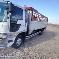 شاحنة هينو • ٦ وربع • تايرات ٧٠