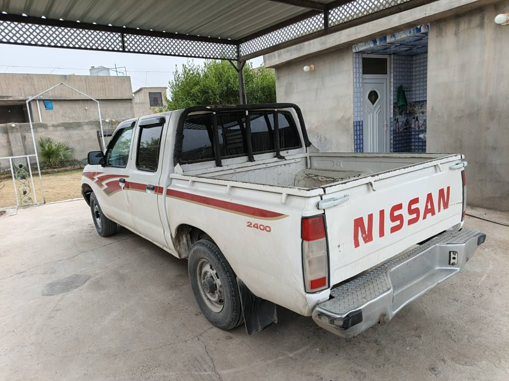 السلام عليكم للبيع نيسان بيكم موديل ٢٠٠١  ((مال ساحات ))((مال ساحات))محرك وكير جدد تخم تاير جديد السياره جاهزه مكان السياره صلاح الدين العلم السعر ٤٠ وبي مجال بصيط للستفسار ***********////*********** آفاق, القادسية
