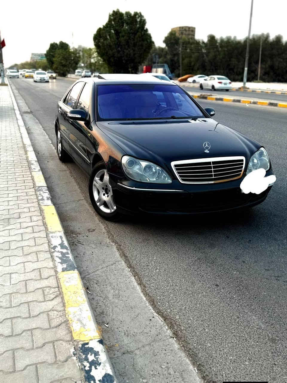 ادوات ادوات ادوات ادوات  
بدون رقم 
S500 2004 اصل 
ماشيه200 حقيقي 
كير ومكينه كفاله 
سياره نضافتها 80 %
بسعر البلاش
تواصل ***********
