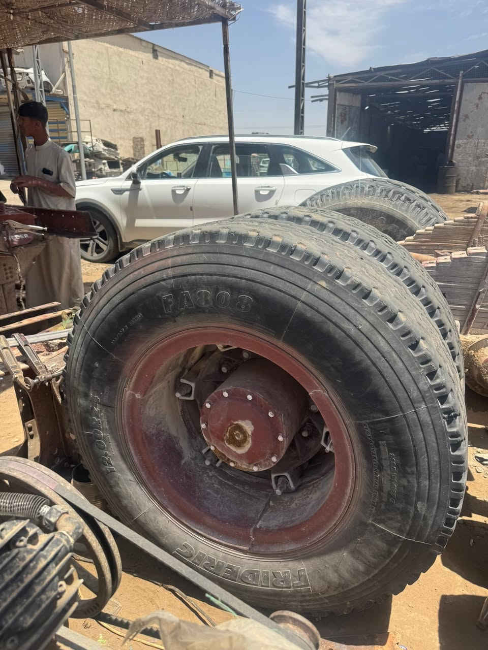سلام عليكم مجموعه البي 82 بلادي نص جيف بوربرين الجبير ***********
***********
