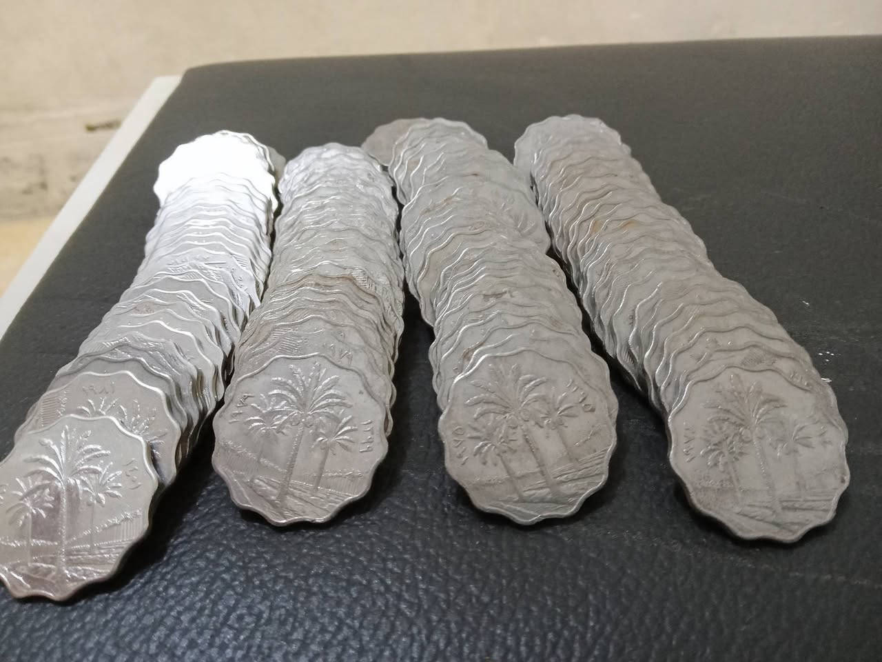 السلام عليكم
400 قطعة عملات معدنية نخيل عشر فلوس تواريخ منوعة 74و75و79و81 بيهن تواريخ مهمة تباع على القطعة السعر 25000 فقط يوجد توصيل شركة


**إذا كنت صاحب هذا الإعلان وتريد حذفه لأي سبب، رجاءا أرسل رسالة إلى الدعم الفني**