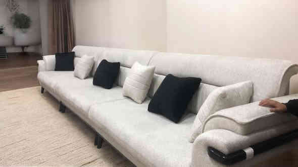 #موبيليات_جيهان@وكيل حصري لشركة بوفو استنبول للقنفات 

تقدّم موبيليات جيهان أحدث تشكيلات تخم القنفات بتصاميم عصرية وأناقة فاخرة تناسب جميع الأذواق.
قنفاتنا تتميز بـ:
 • جودة إسفنج عالية الكثافة لراحة تدوم سنوات.
 • أقمشة فاخرة مقاومة للبقع وسهلة التنظيف.
 • ألوان هادئة وعصرية تضيف لمسة جمال على الصالة.
 • هيكل خشبي متين يضمن قوة وثبات أثناء الاستخدام.
 • تشطيب دقيق يبرز فخامة العمل اليدوي.

جاهزين نخدمكم بأفضل الأسعار،
نقداً وتقسيط… ومتوفر توصيل لكل المناطق.

العنوان: طوز – الشارع العام – قرب العلوة الجديدة -مقابل حي العصريه 
التواصل: ***********
