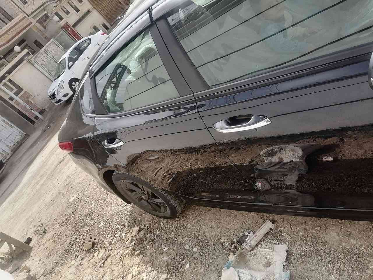 السلام عليكم ابتما للبيع موديل ١٨ امريكي رقم بغداد صبغ صفحه وبنيد السعر ١١٠ للاتصال ***********
