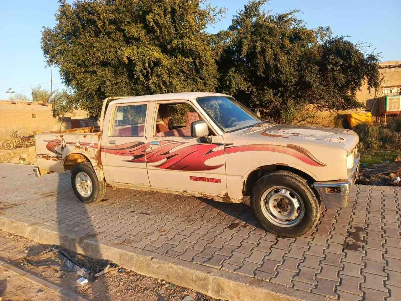 سلام عليكم بيكم للبيع سياره جاهزه محرك كير اكسن خير من الله راعيه ما اندله اتكفل سرقه وعشاعر السعر 12ورقه وبيها مجال بسيط
مكان واسط الكوت قضاع الحي ***********
