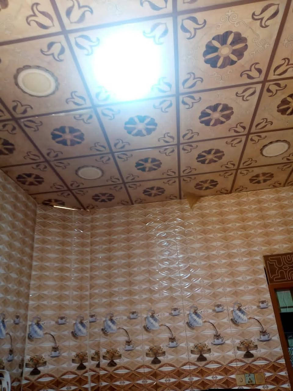 بيت وقف للبيع
قضاء ابي الخصيب طريق الصحراء شارع جامع السيد الشهداء مساحة ٢٨٠ 
متكون من  ثلاث غرف /
ديوانية/ وصالة /ومطبخ  /وصحيات 

للتواصل معي واتساب***********
