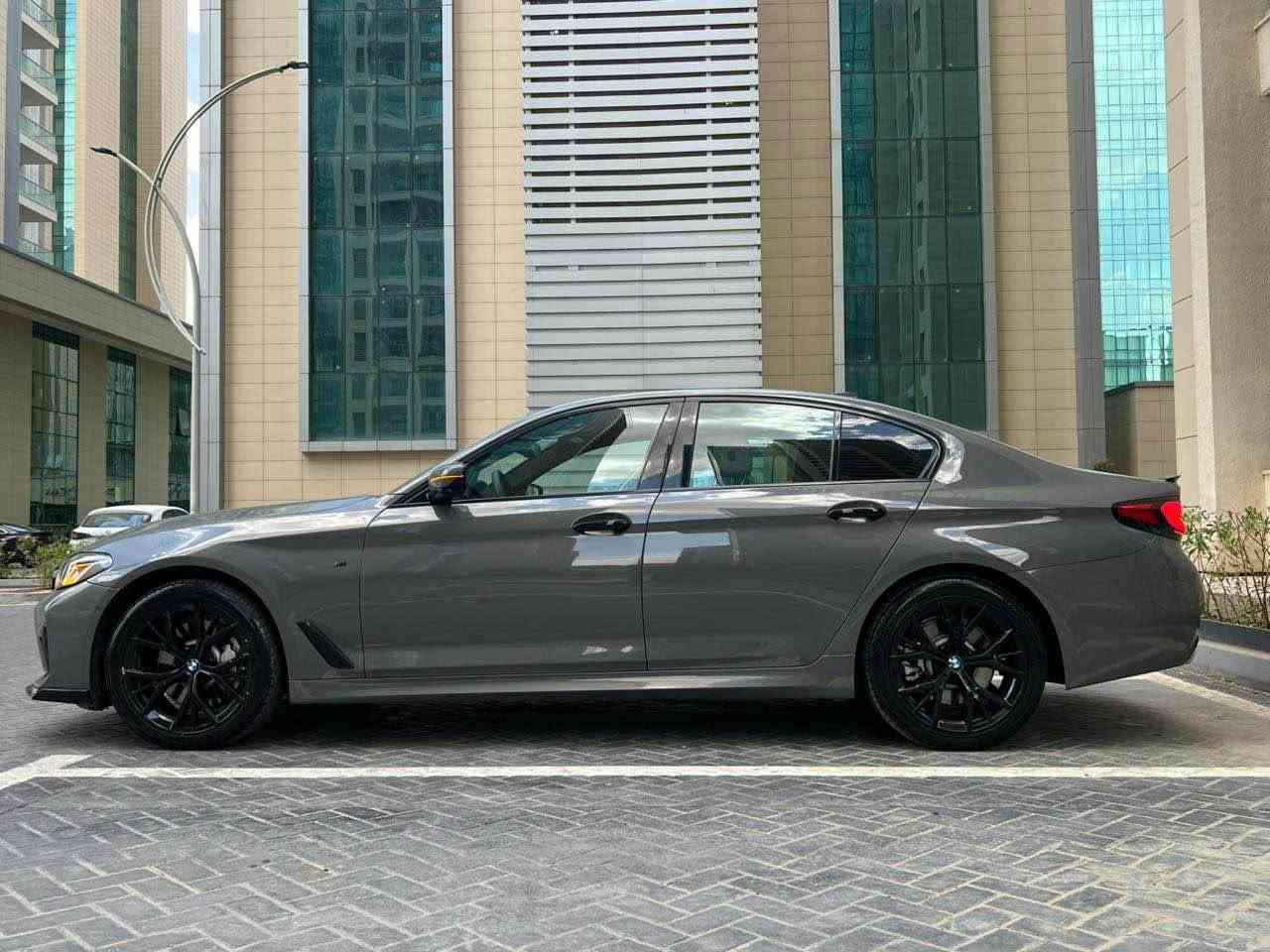 سيارة BMW530 موديل2021 كلين بدون دعم بدون صبغ فيها فقط اصبع واحد تعديل مو شبر اصبع فقط 
فول مواصفات داتا شو
السعر310 ورقة و بيها مجال بسيط دهوك, العراق


**إذا كنت صاحب هذا الإعلان وتريد حذفه لأي سبب، رجاءا أرسل رسالة إلى الدعم الفني**